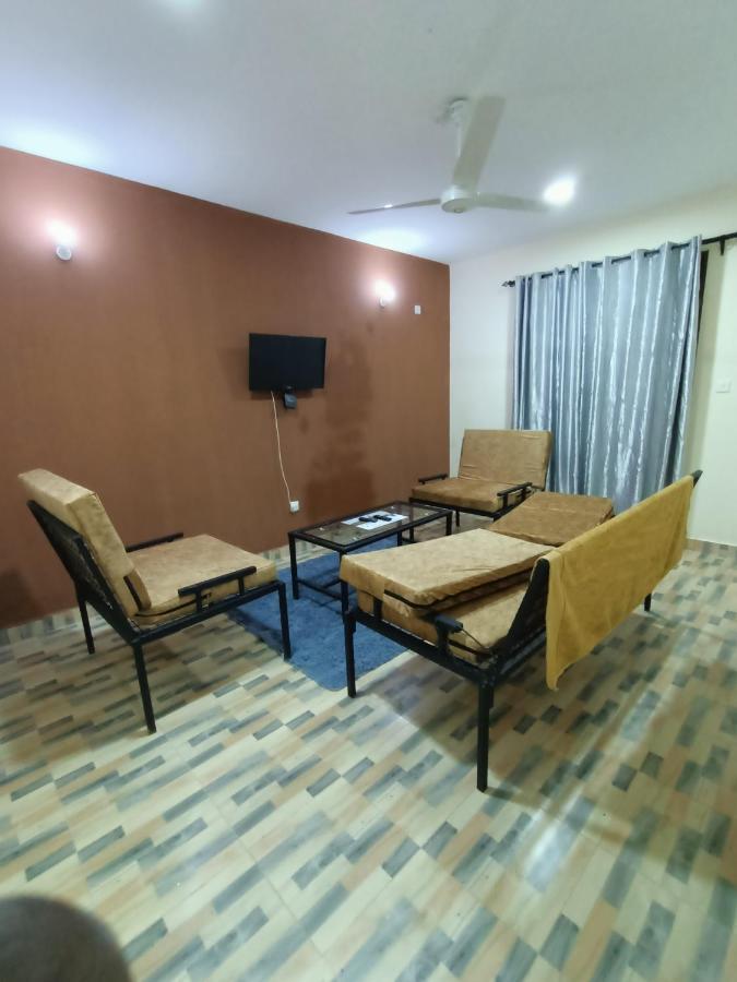 1 Bedroom Fully Furnished Luxurious Apartment Voi Town Esterno foto